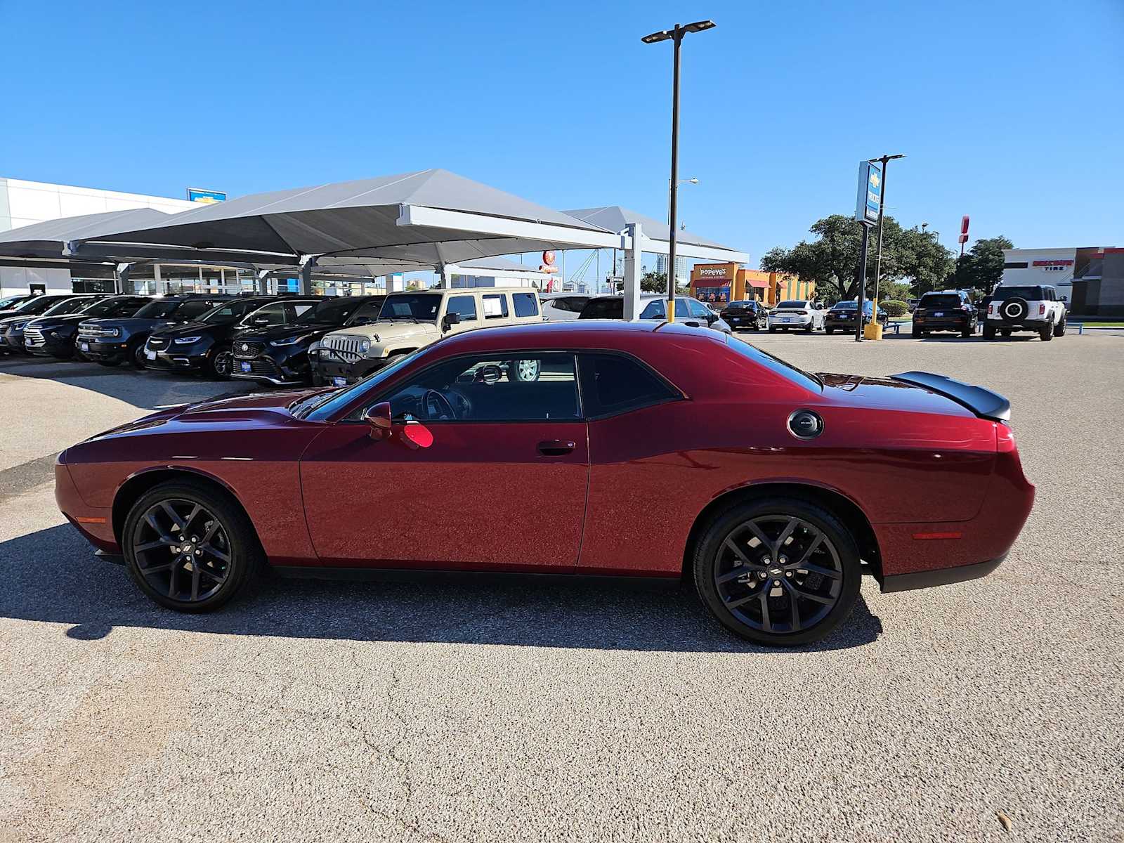 Thumbnail: 2022 Dodge Challenger - 5