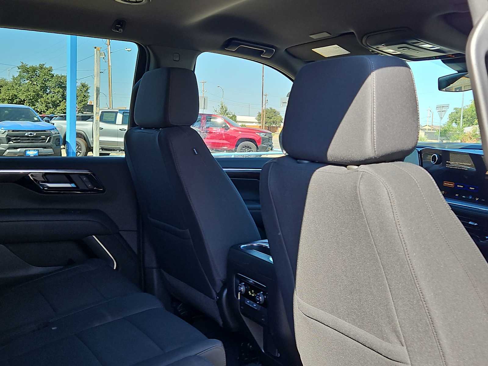 Thumbnail: 2026 Chevrolet Tahoe - 16