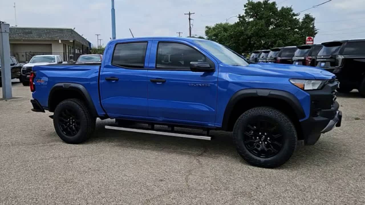 Thumbnail: 2025 Chevrolet Colorado - 9
