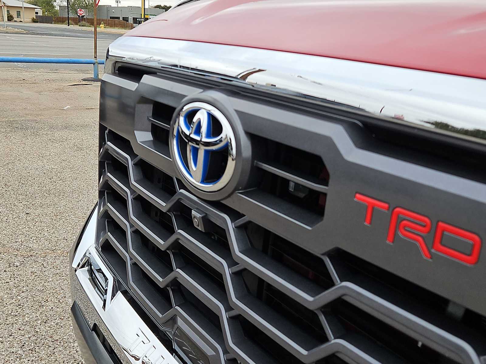 Thumbnail: 2023 Toyota Tundra - 13