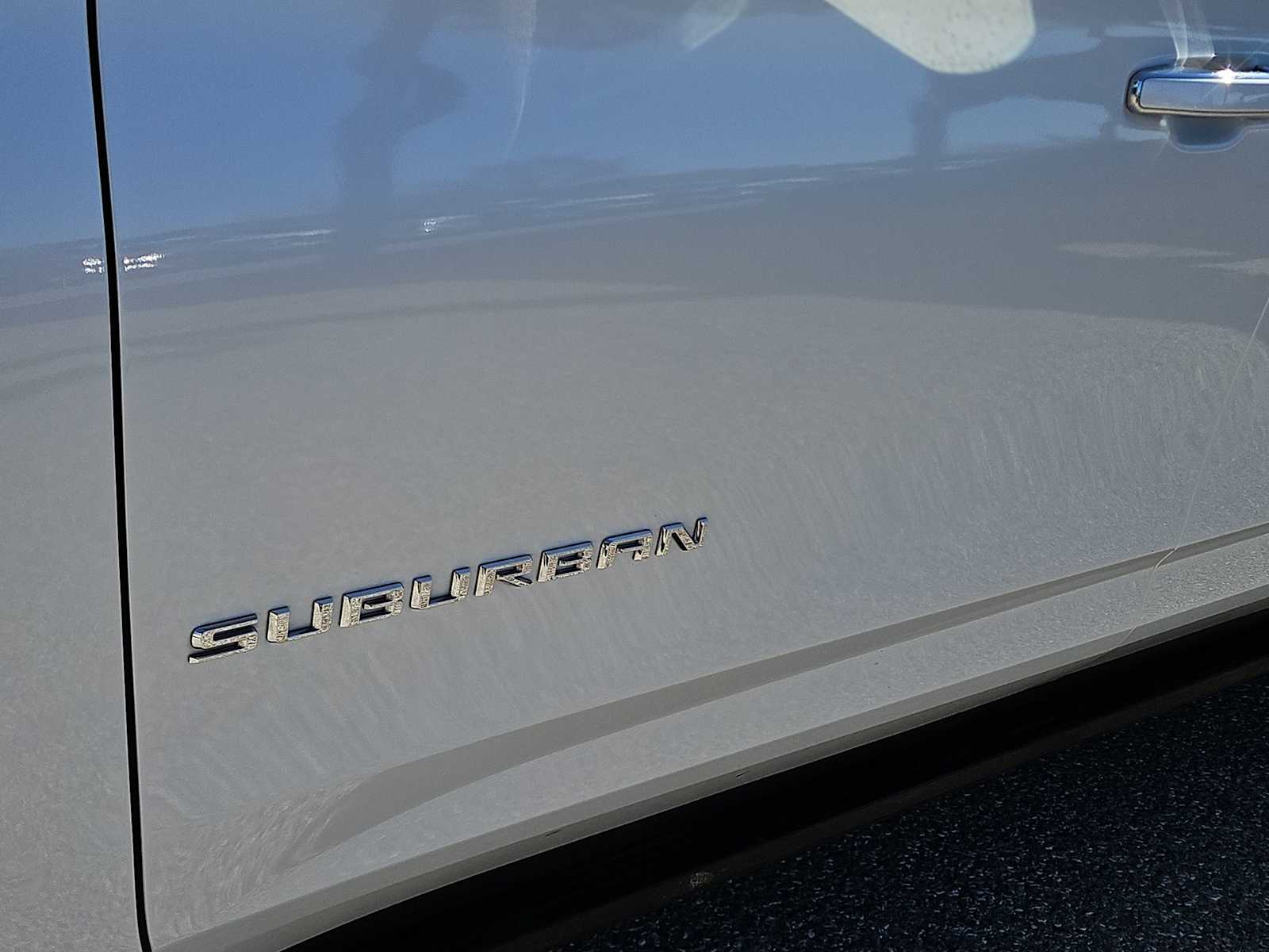 Thumbnail: 2022 Chevrolet Suburban - 11