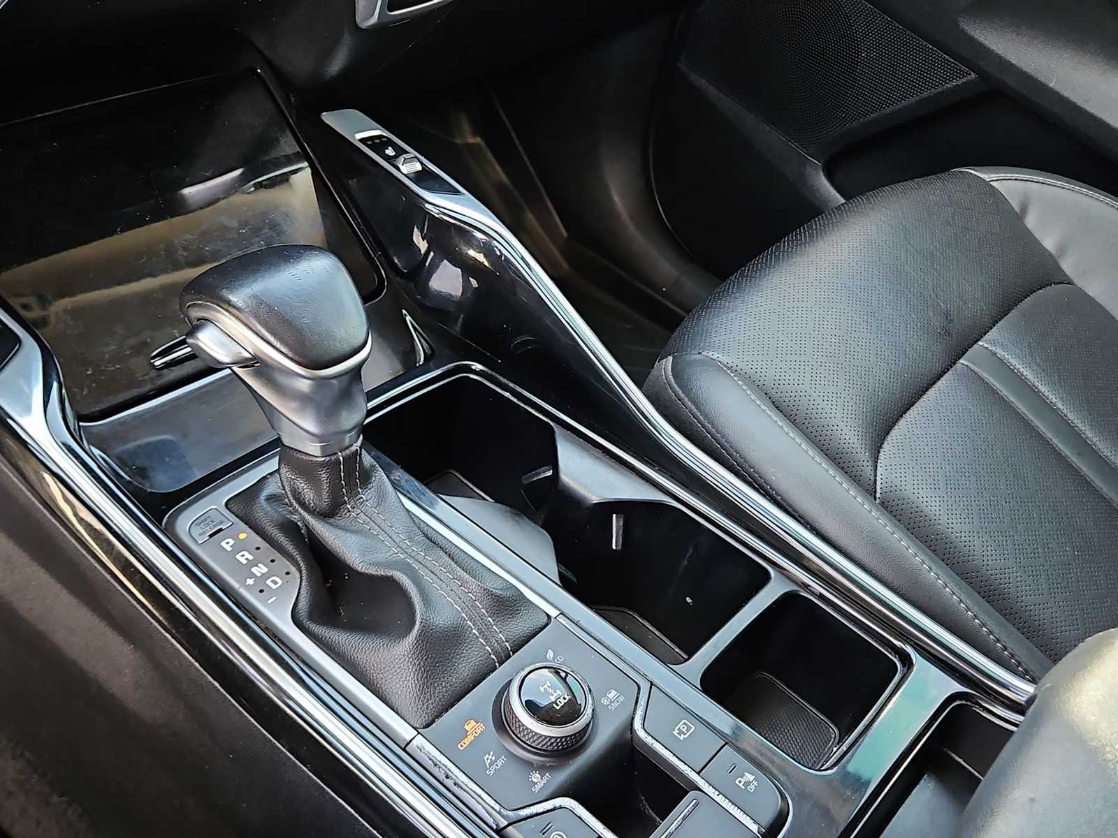 Thumbnail: 2022 Kia Sorento - 20