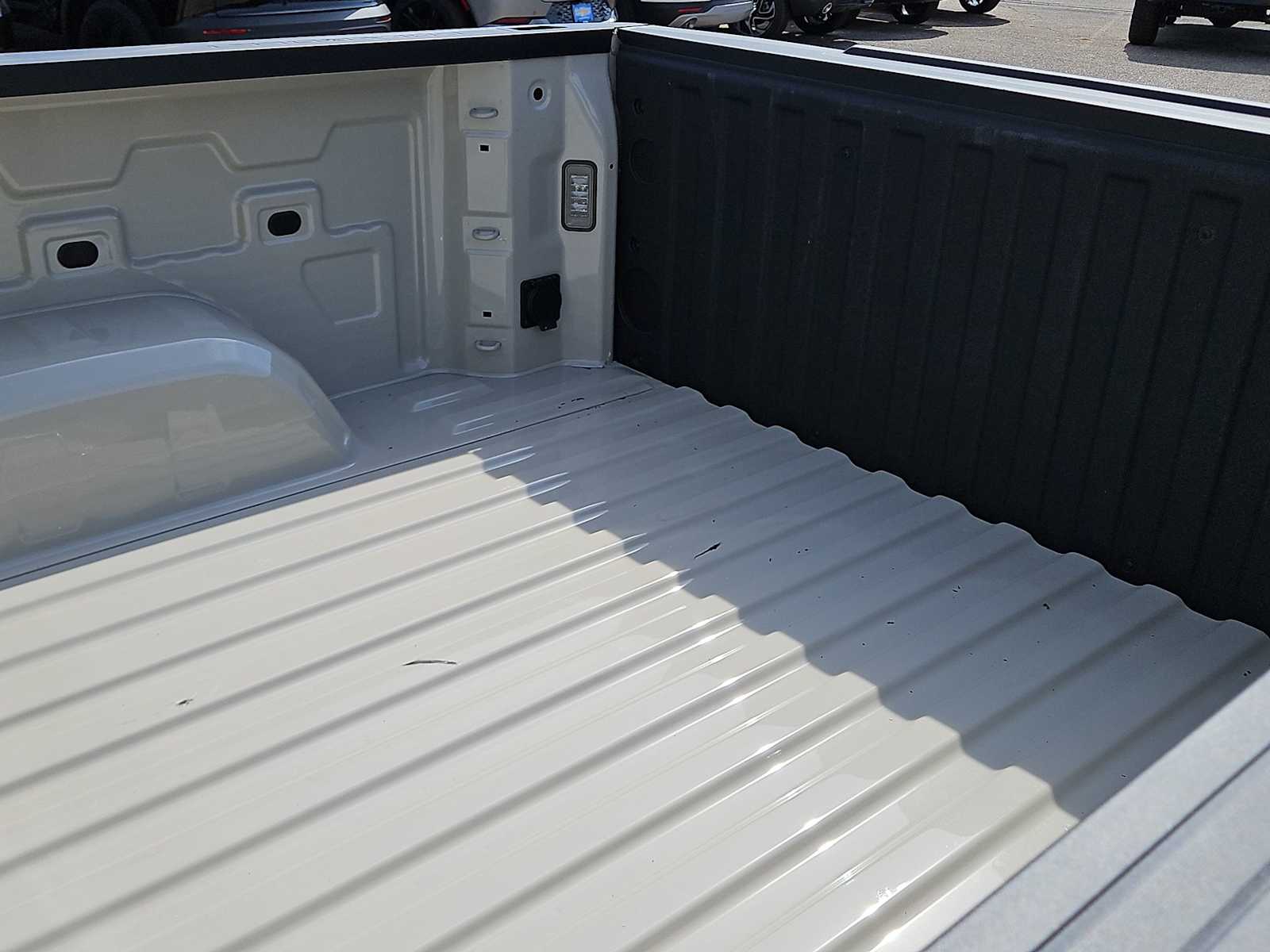 Thumbnail: 2026 Chevrolet Silverado 1500 - 23