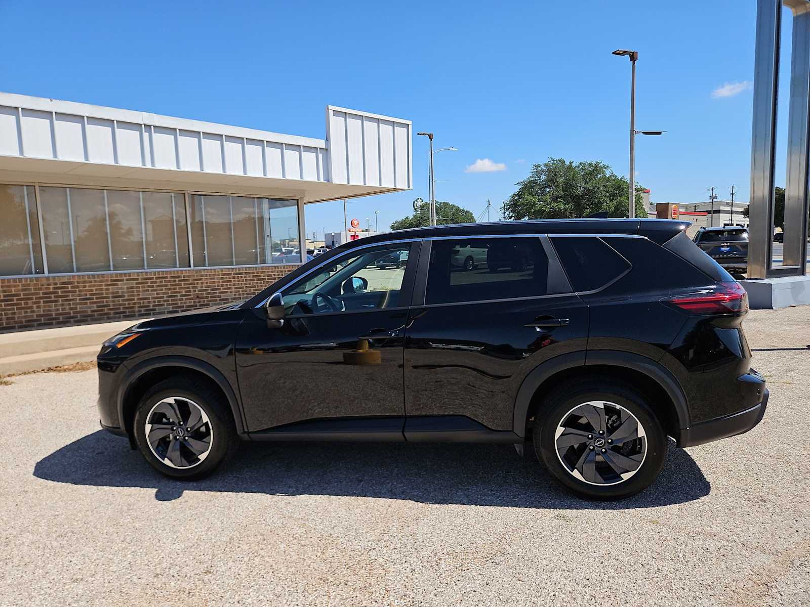 Thumbnail: 2025 Nissan Rogue - 5