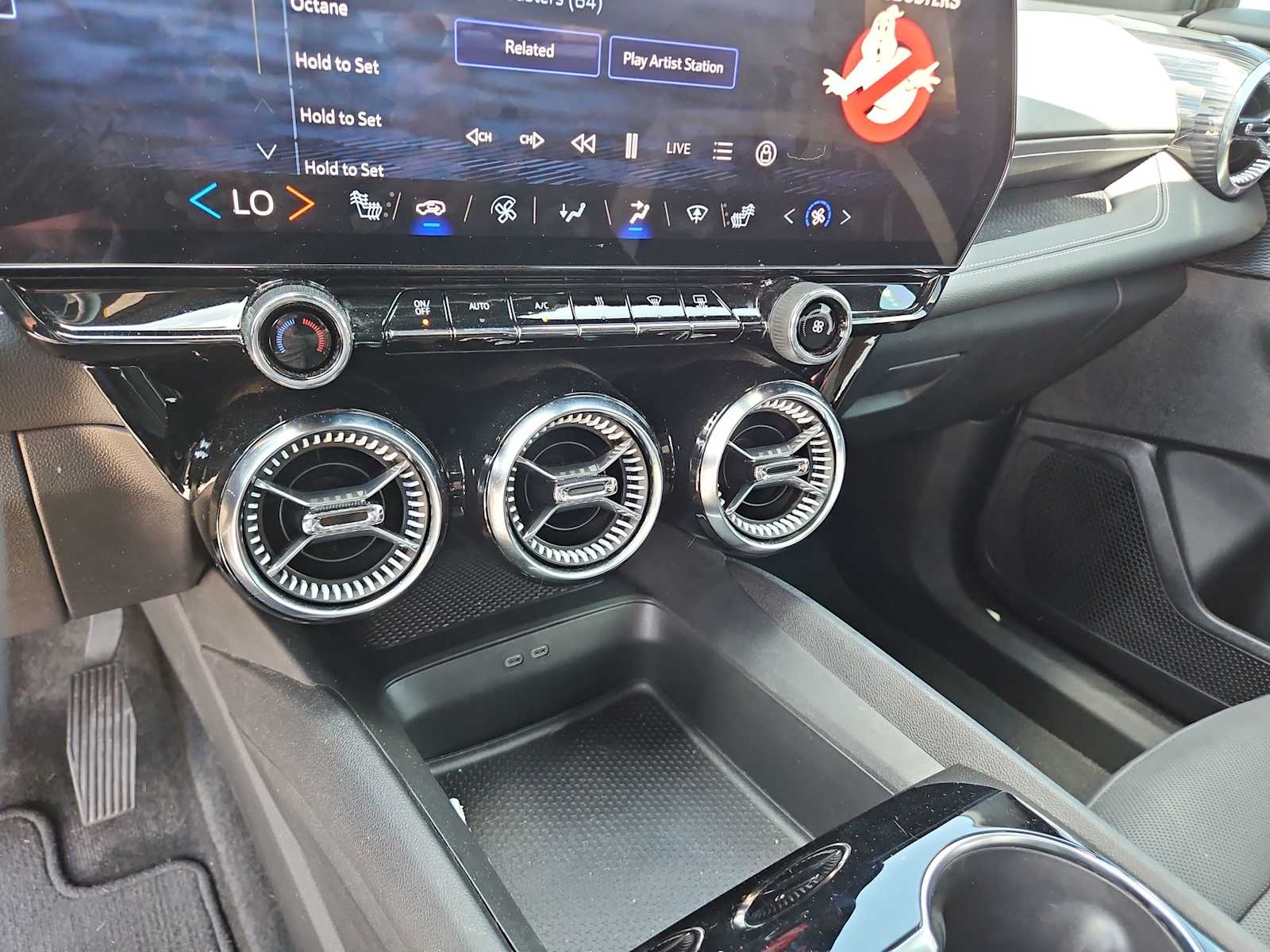 Thumbnail: 2024 Chevrolet Blazer EV - 20