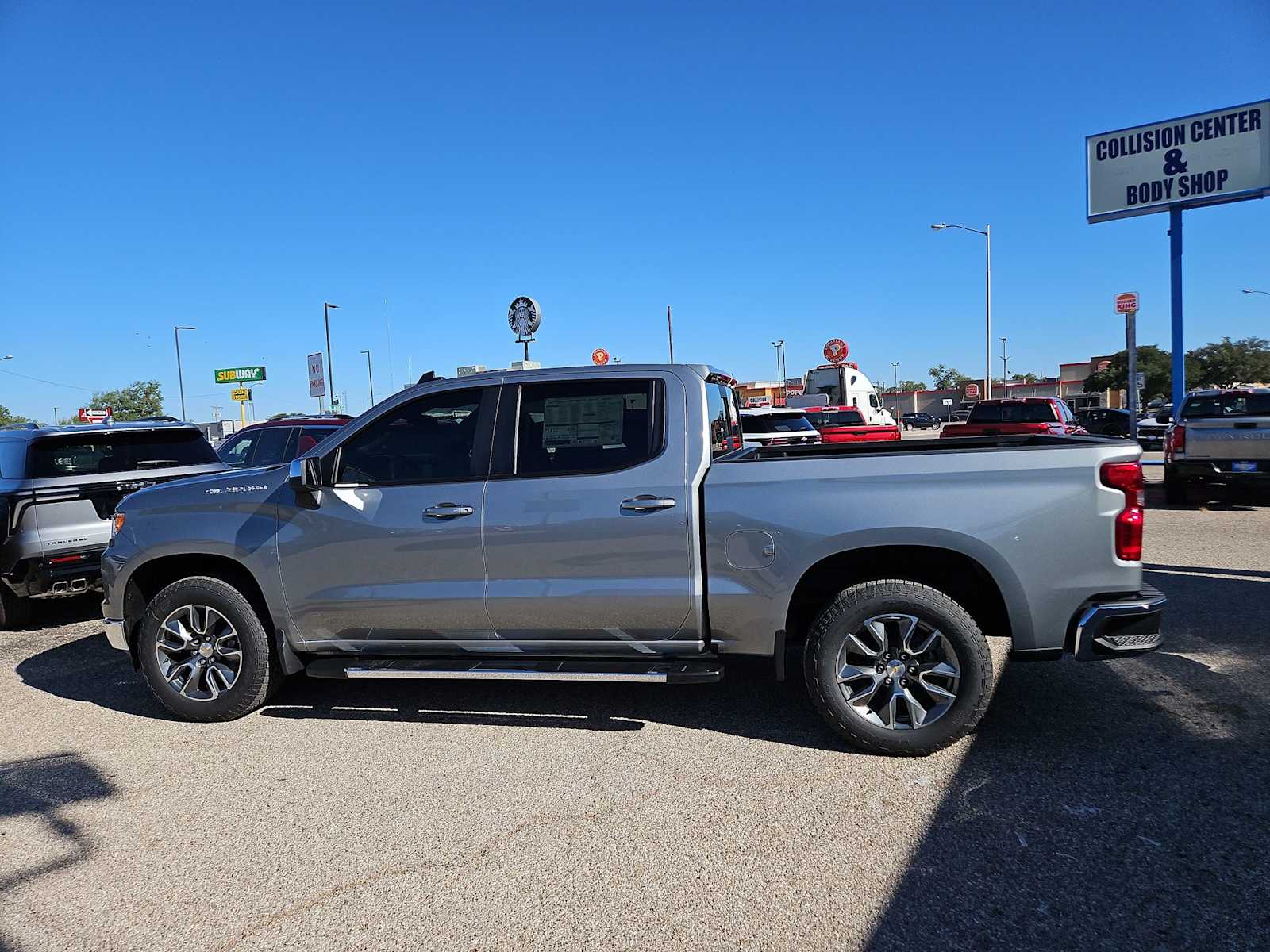 Thumbnail: 2026 Chevrolet Silverado 1500 - 5