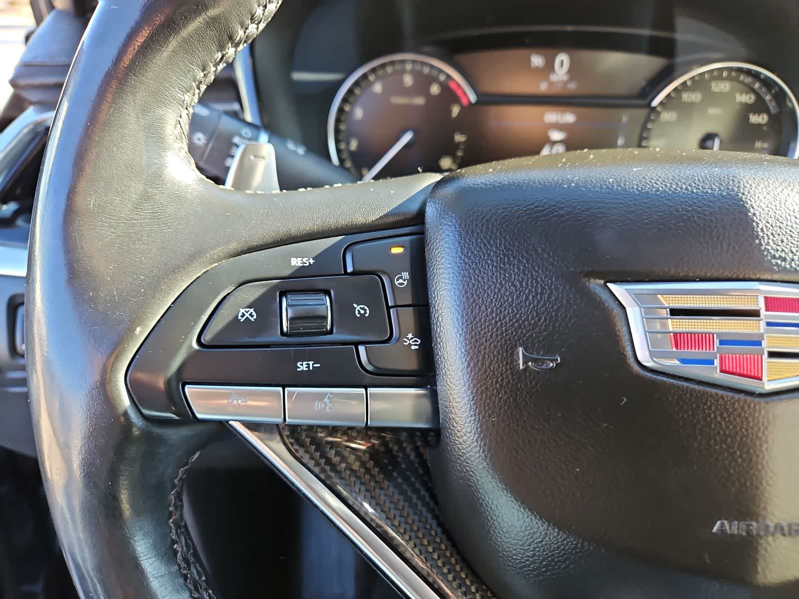 Thumbnail: 2020 Cadillac XT6 - 28