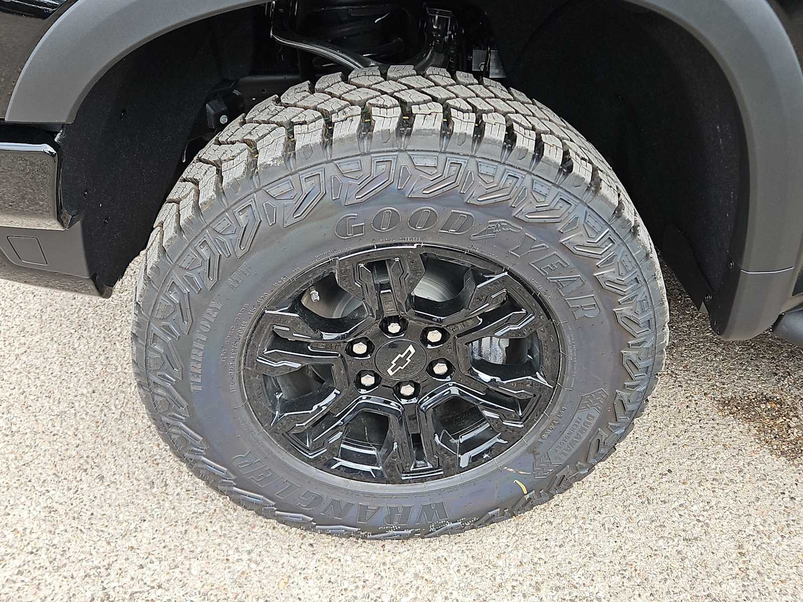 Thumbnail: 2026 Chevrolet Silverado 1500 - 12