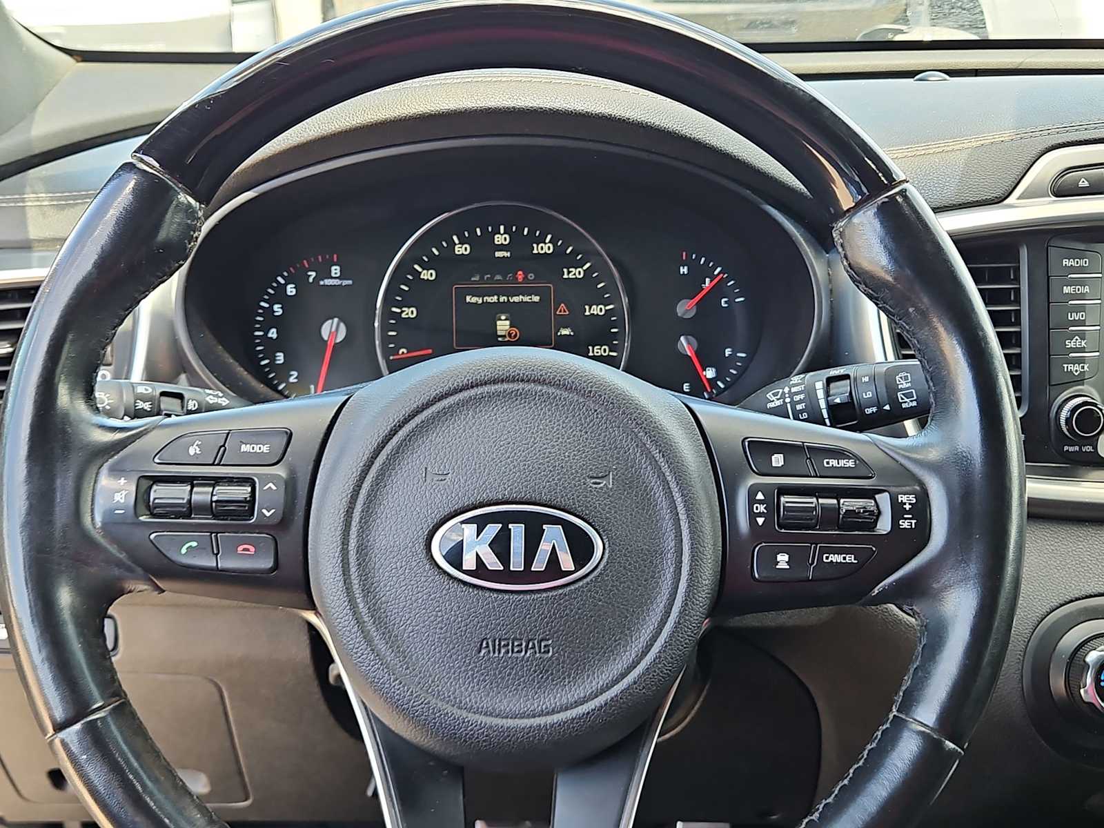 Thumbnail: 2016 Kia Sorento - 19