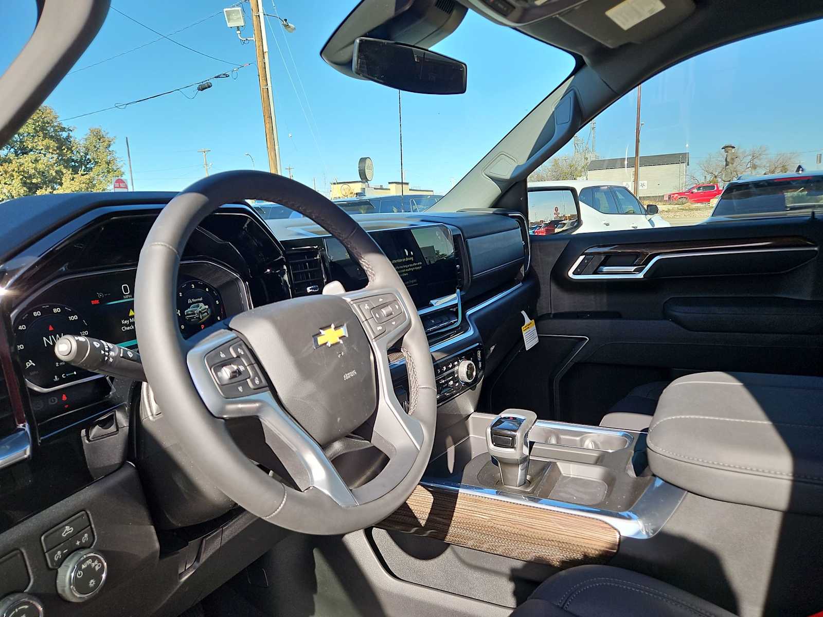 Thumbnail: 2026 Chevrolet Silverado 1500 - 10