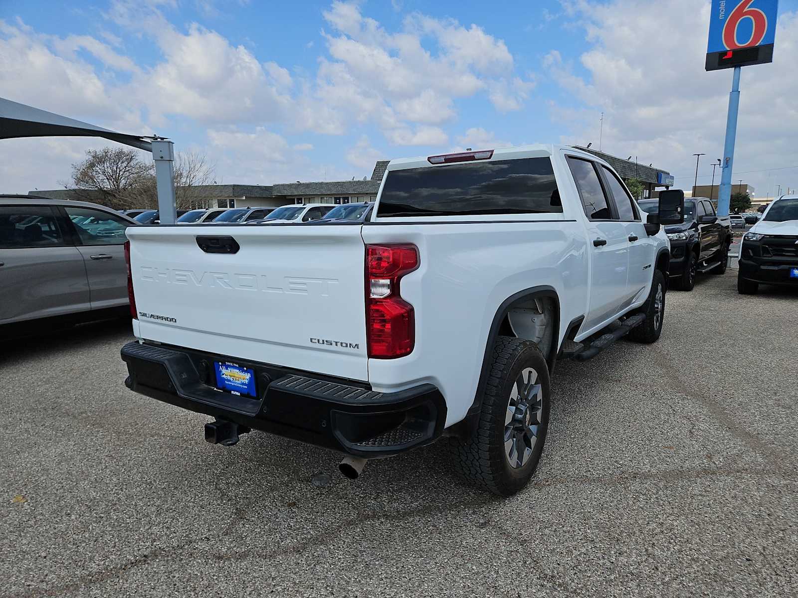 Thumbnail: 2024 Chevrolet Silverado 2500 - 8