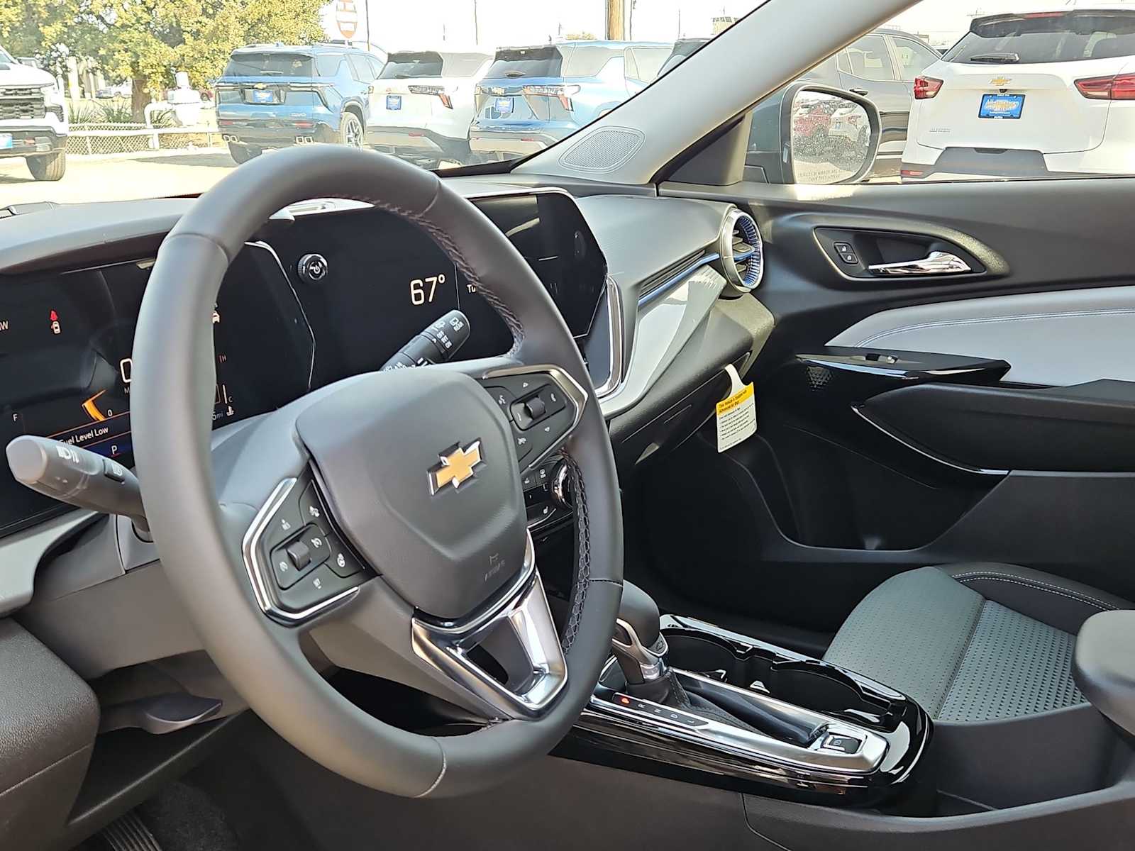 Thumbnail: 2026 Chevrolet Trax - 10