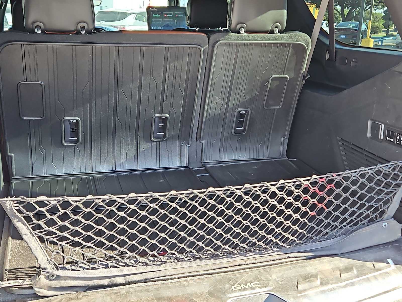 Thumbnail: 2023 GMC Yukon XL - 15