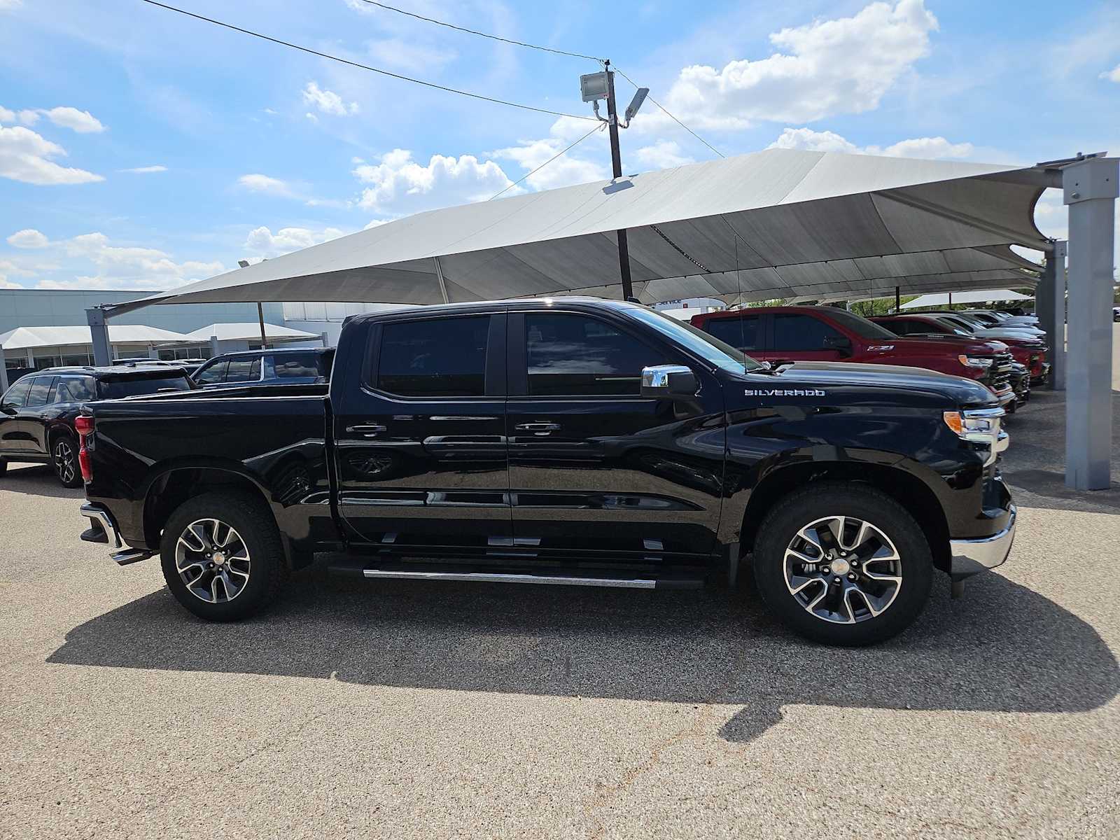 Thumbnail: 2026 Chevrolet Silverado 1500 - 6