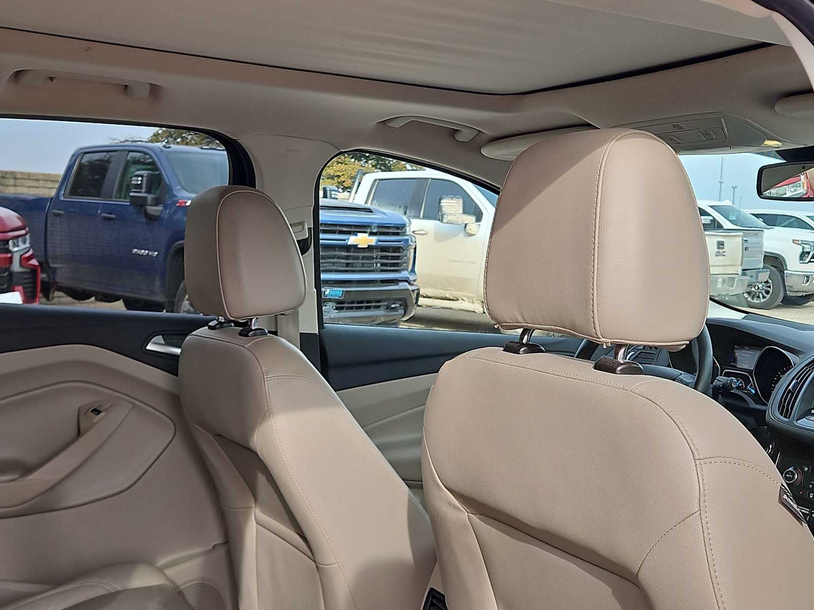 Thumbnail: 2017 Ford Escape - 16