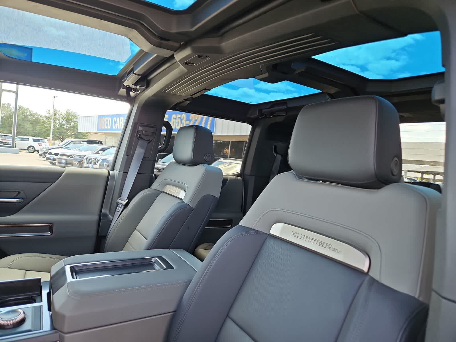 Thumbnail: 2024 GMC Hummer EV - 11