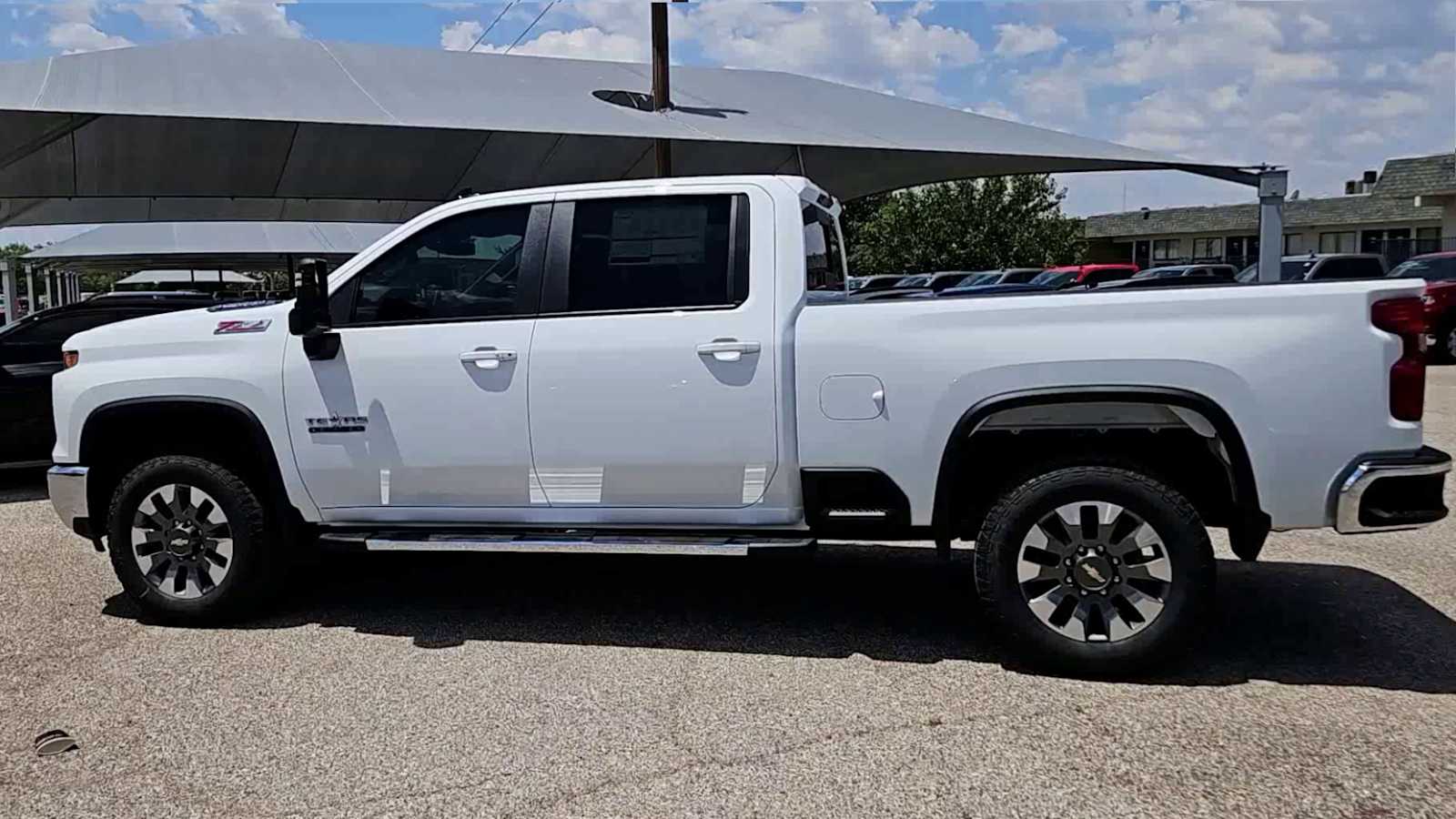 Thumbnail: 2025 Chevrolet Silverado 2500 - 5