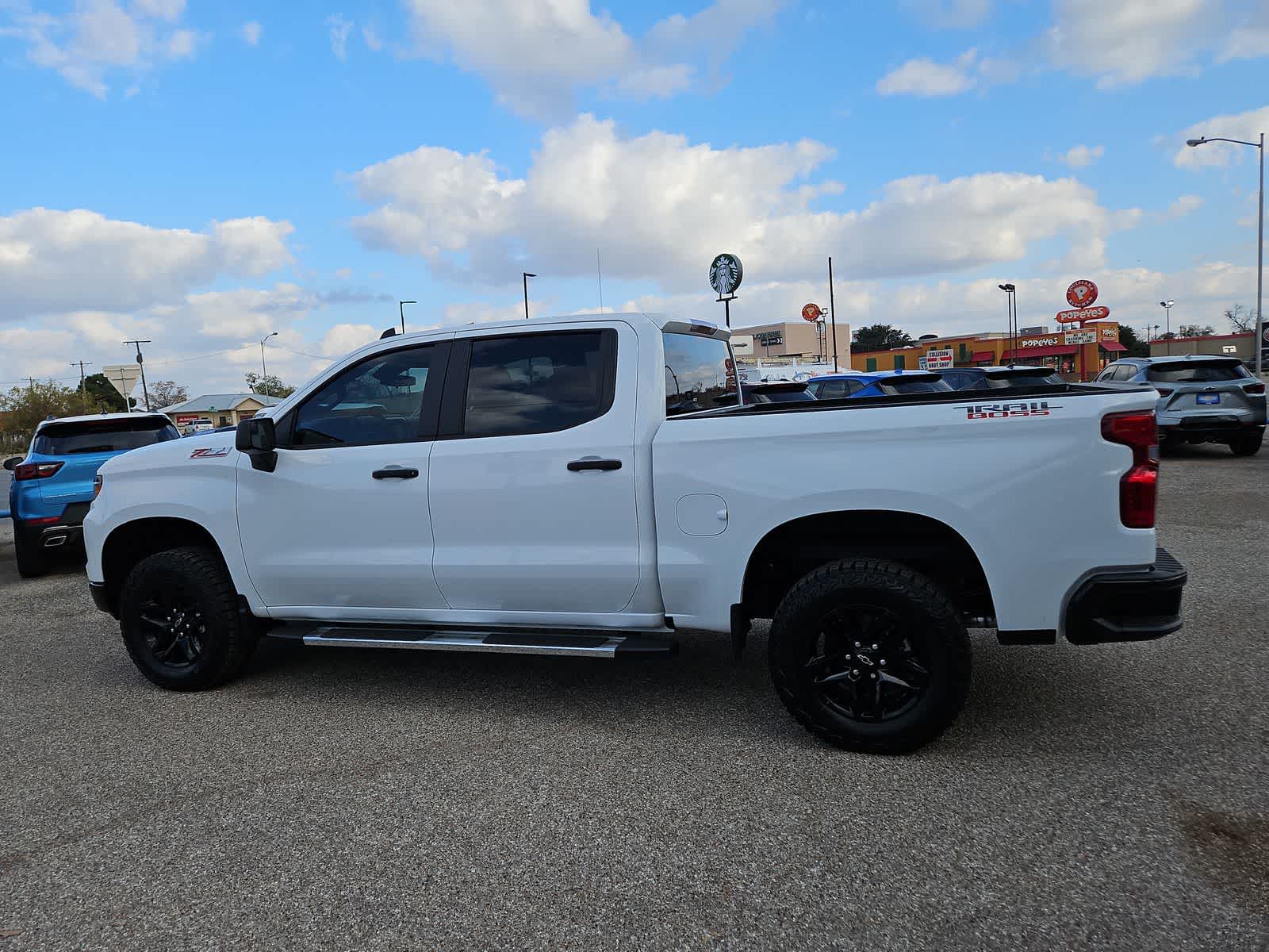 Thumbnail: 2025 Chevrolet Silverado 1500 - 3