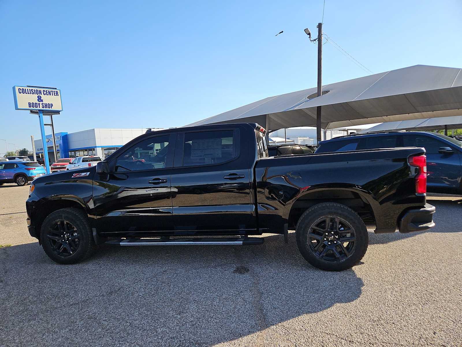 Thumbnail: 2026 Chevrolet Silverado 1500 - 5