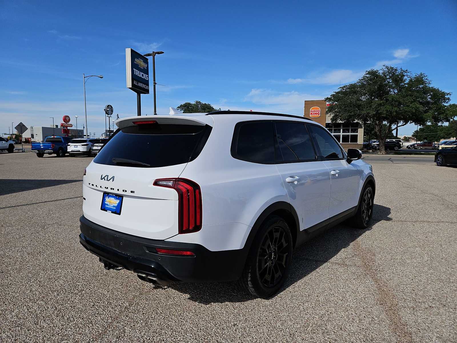 Thumbnail: 2022 Kia Telluride - 8