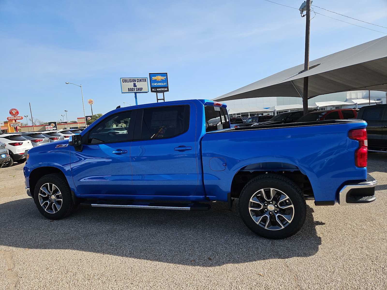 Thumbnail: 2025 Chevrolet Silverado 1500 - 3