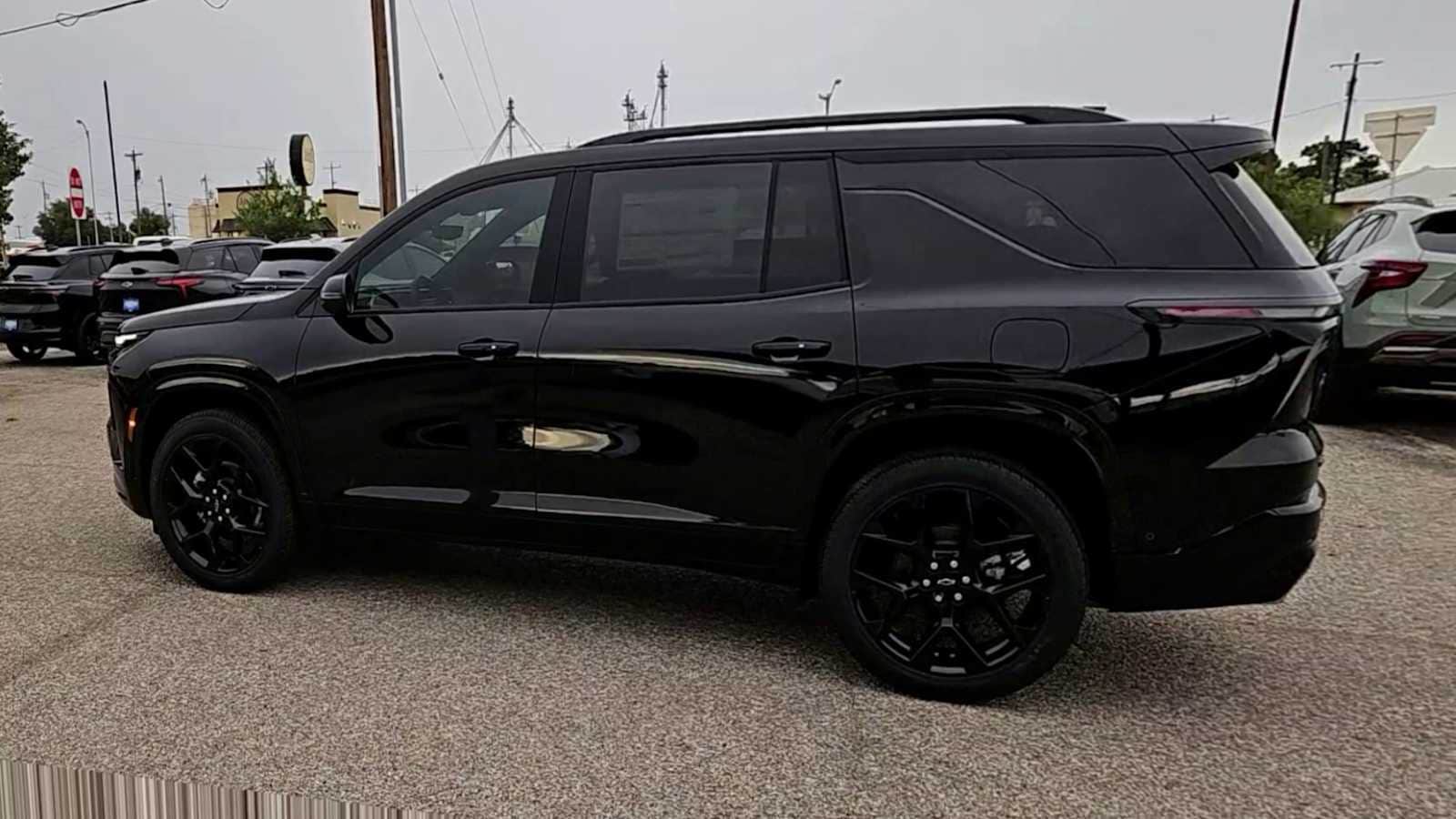 Thumbnail: 2026 Chevrolet Traverse - 5