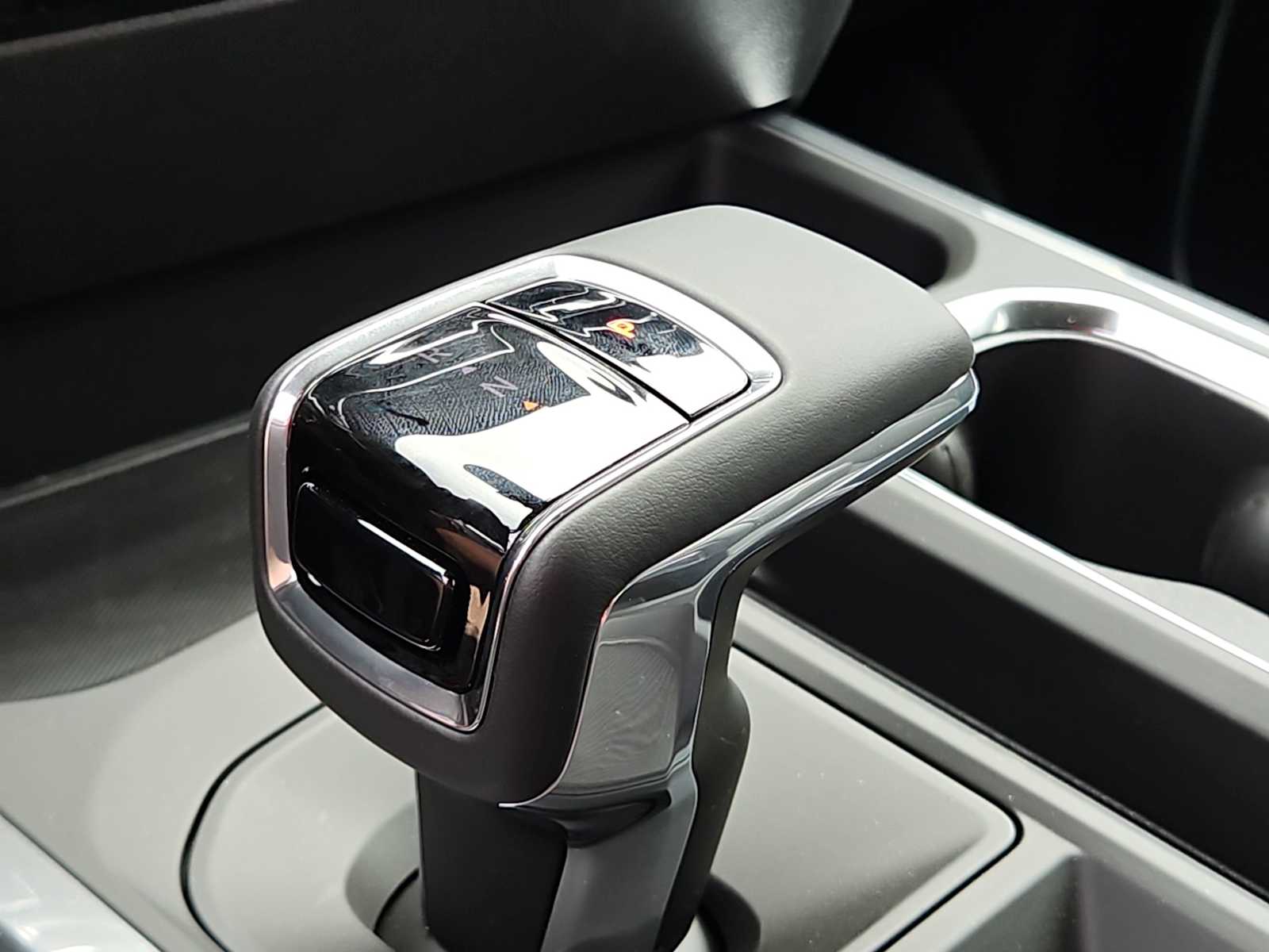 Thumbnail: 2026 Chevrolet Silverado 1500 - 21