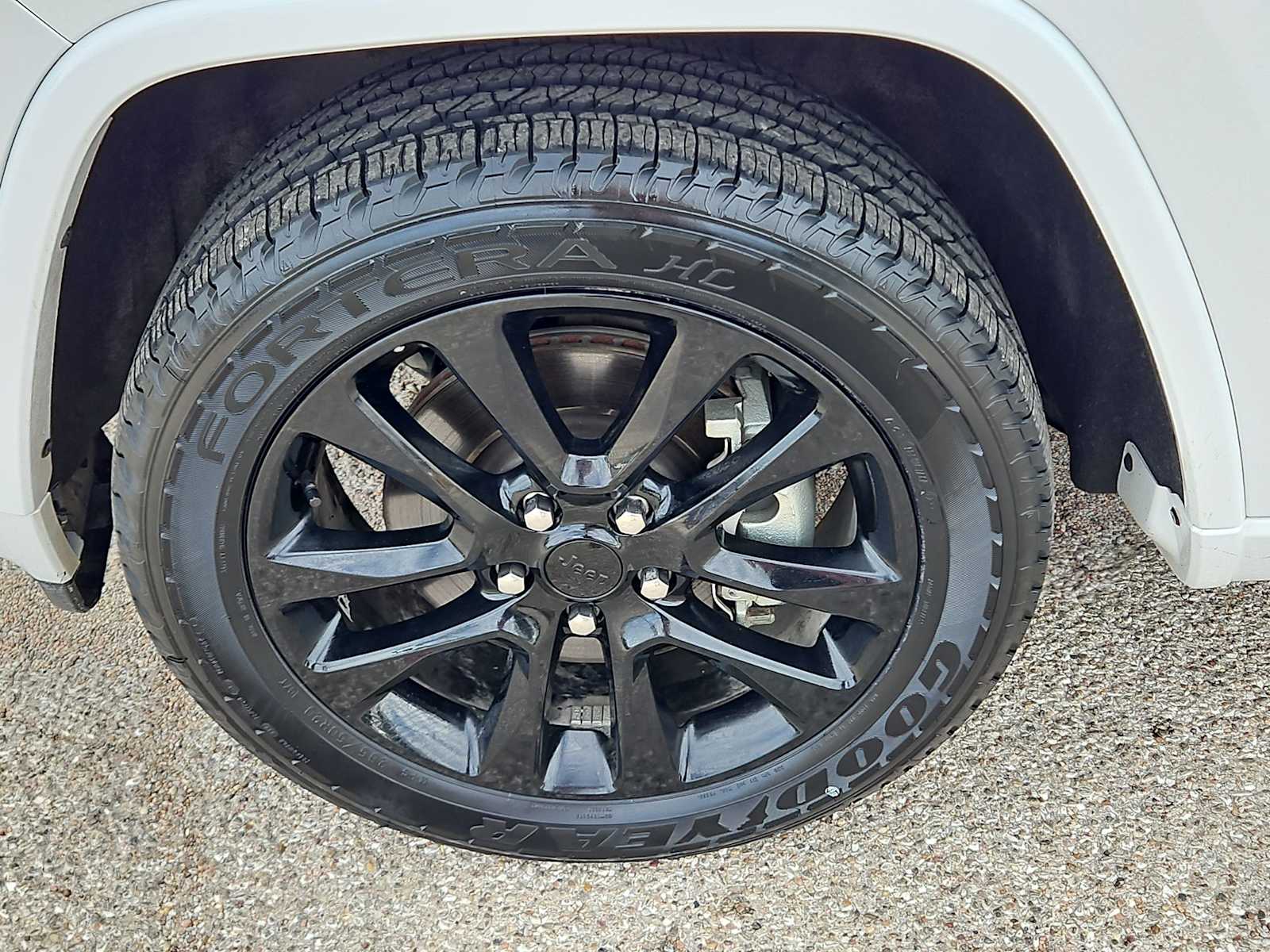 Thumbnail: 2021 Jeep Grand Cherokee - 12