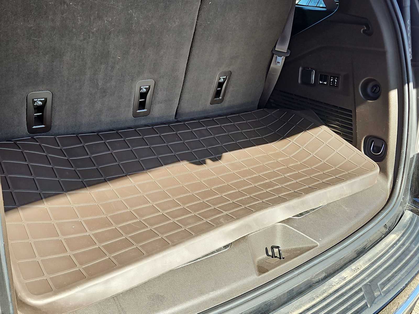 Thumbnail: 2021 GMC Yukon - 23