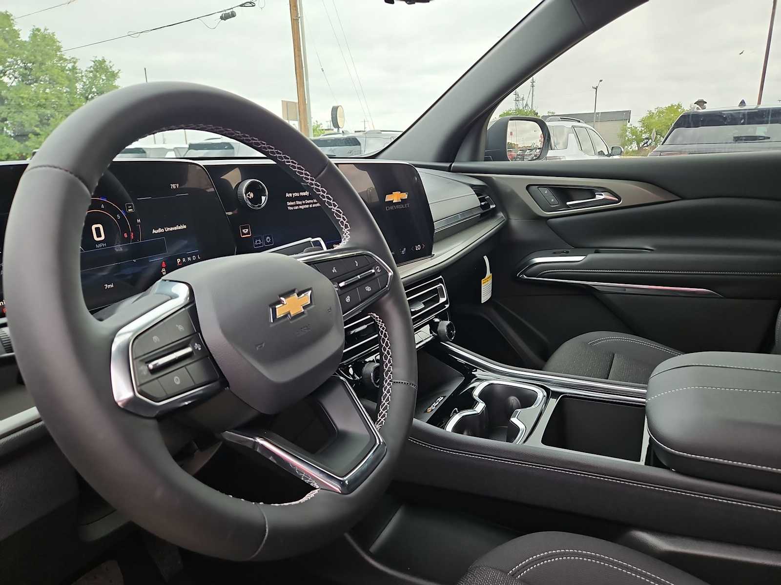 Thumbnail: 2026 Chevrolet Traverse - 10