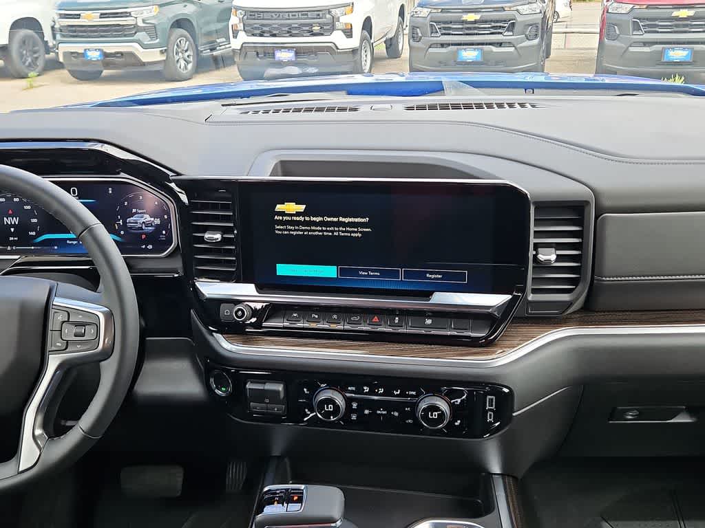 Thumbnail: 2026 Chevrolet Silverado 1500 - 13