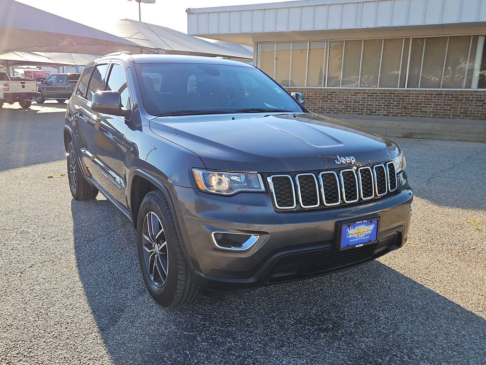 Thumbnail: 2018 Jeep Grand Cherokee - 2