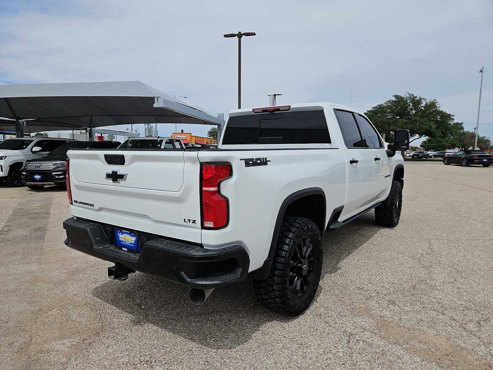 Thumbnail: 2026 Chevrolet Silverado 2500 - 8