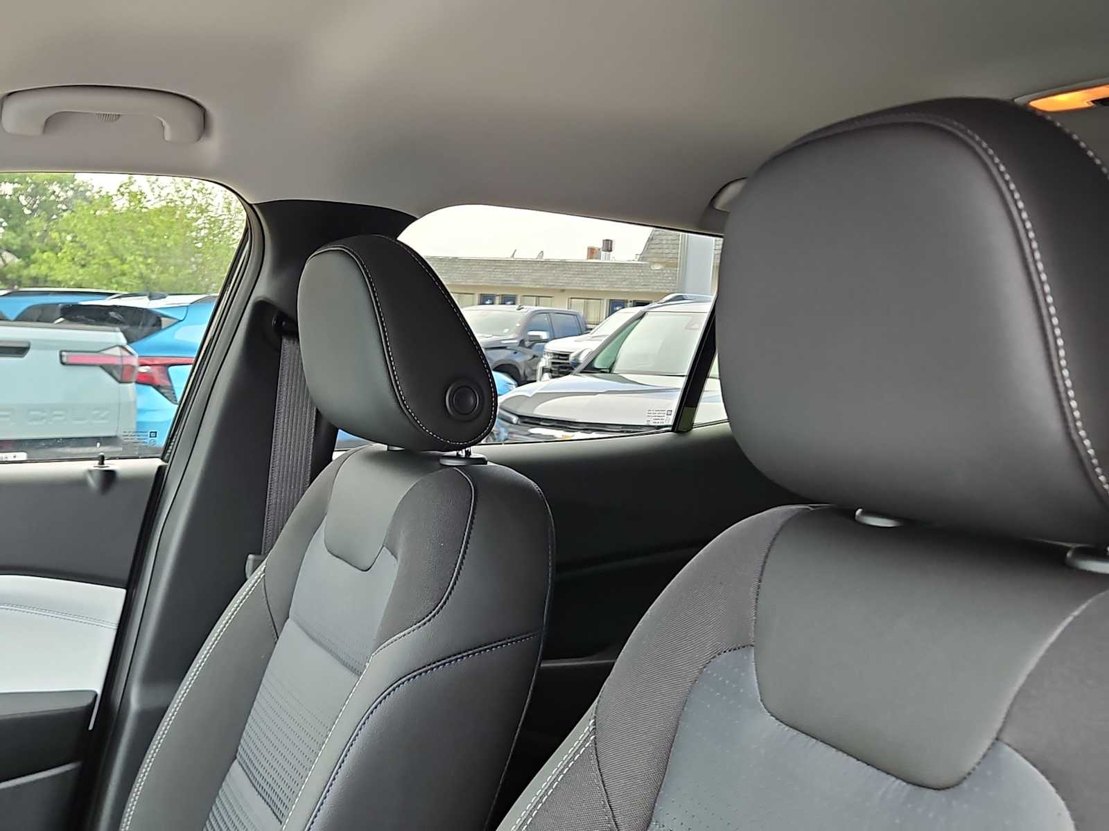 Thumbnail: 2026 Chevrolet Trax - 15