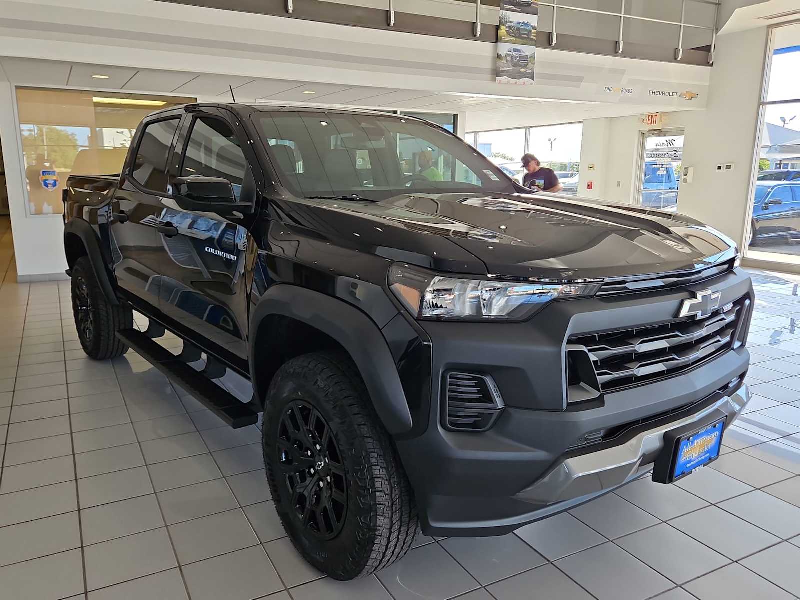 Thumbnail: 2026 Chevrolet Colorado - 6