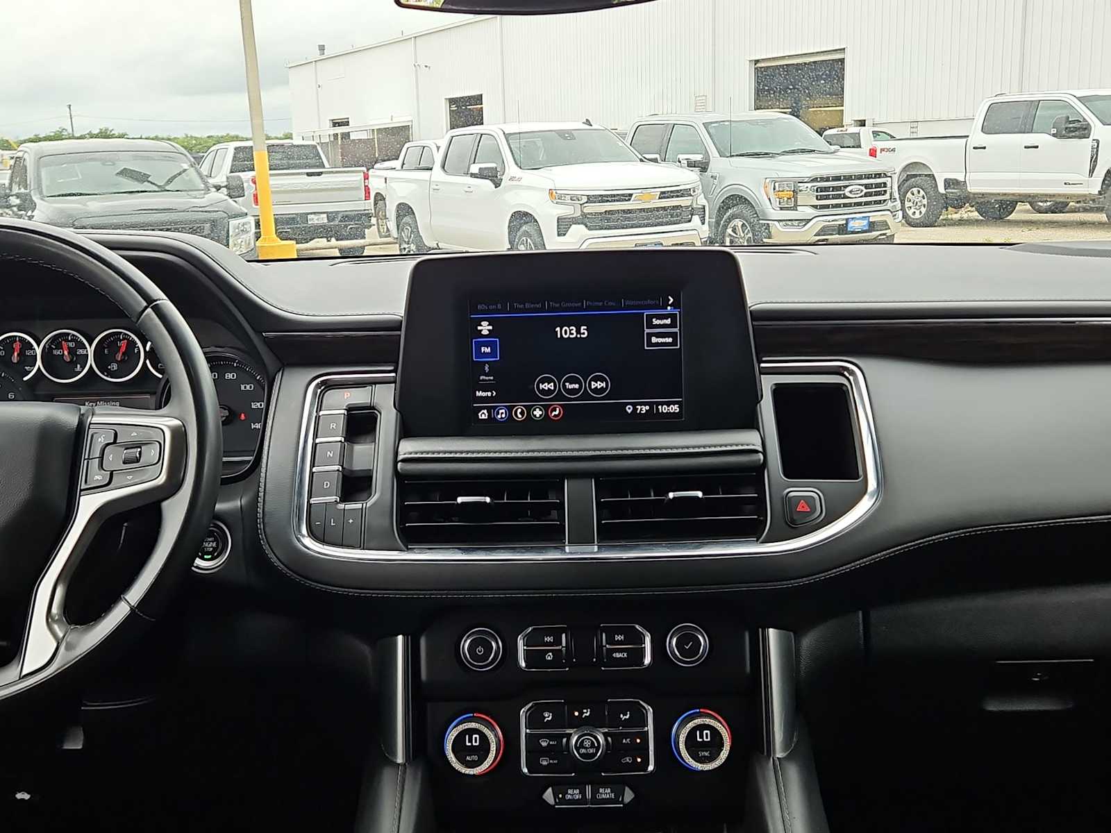 Thumbnail: 2023 Chevrolet Tahoe - 14