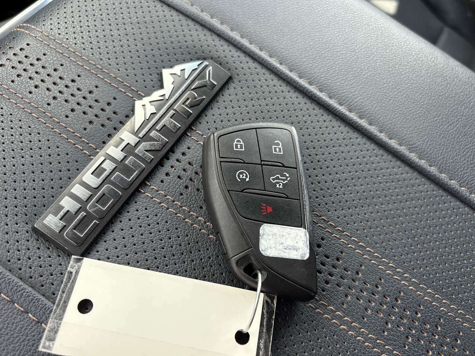 Thumbnail: 2024 Chevrolet Silverado 2500 - 24