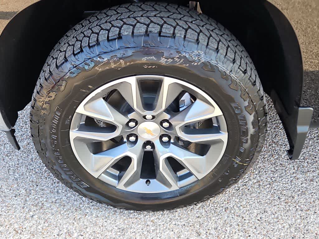Thumbnail: 2026 Chevrolet Silverado 1500 - 12
