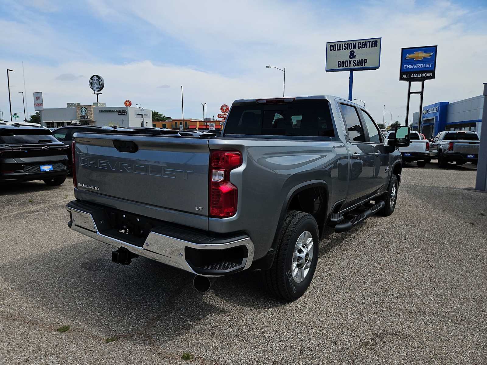 Thumbnail: 2026 Chevrolet Silverado 2500 - 8
