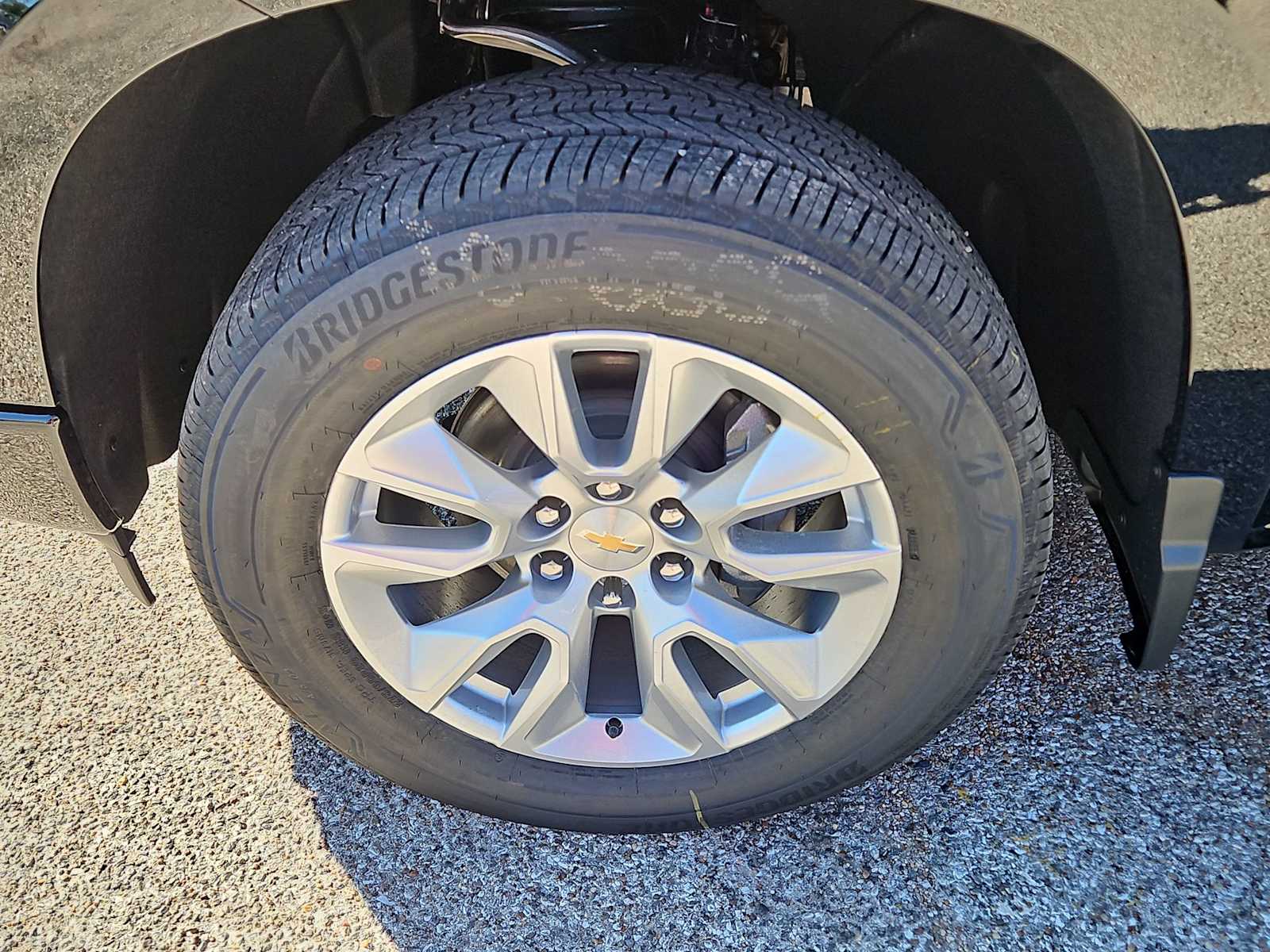 Thumbnail: 2026 Chevrolet Silverado 1500 - 12