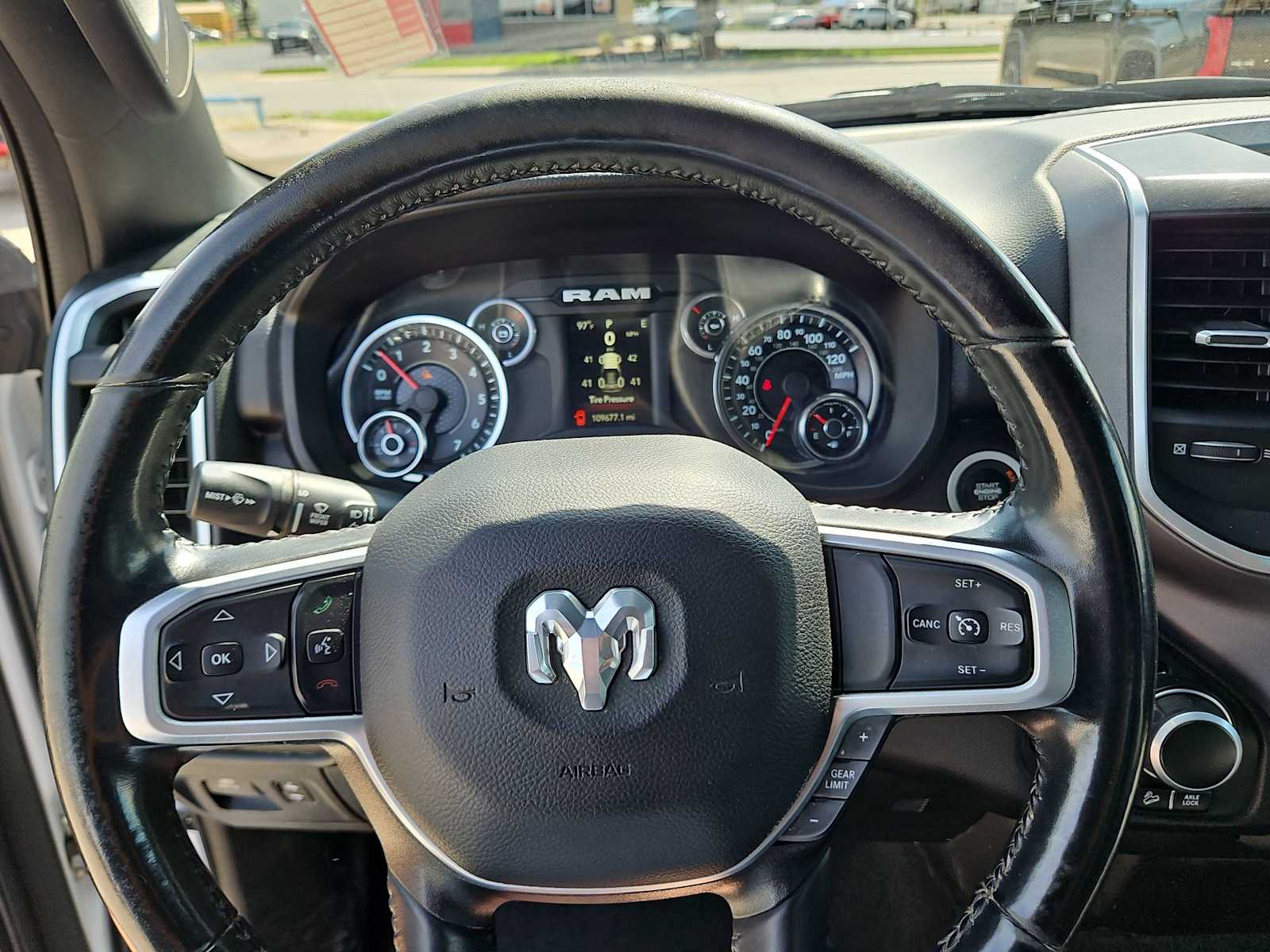 Thumbnail: 2022 RAM 1500 - 23