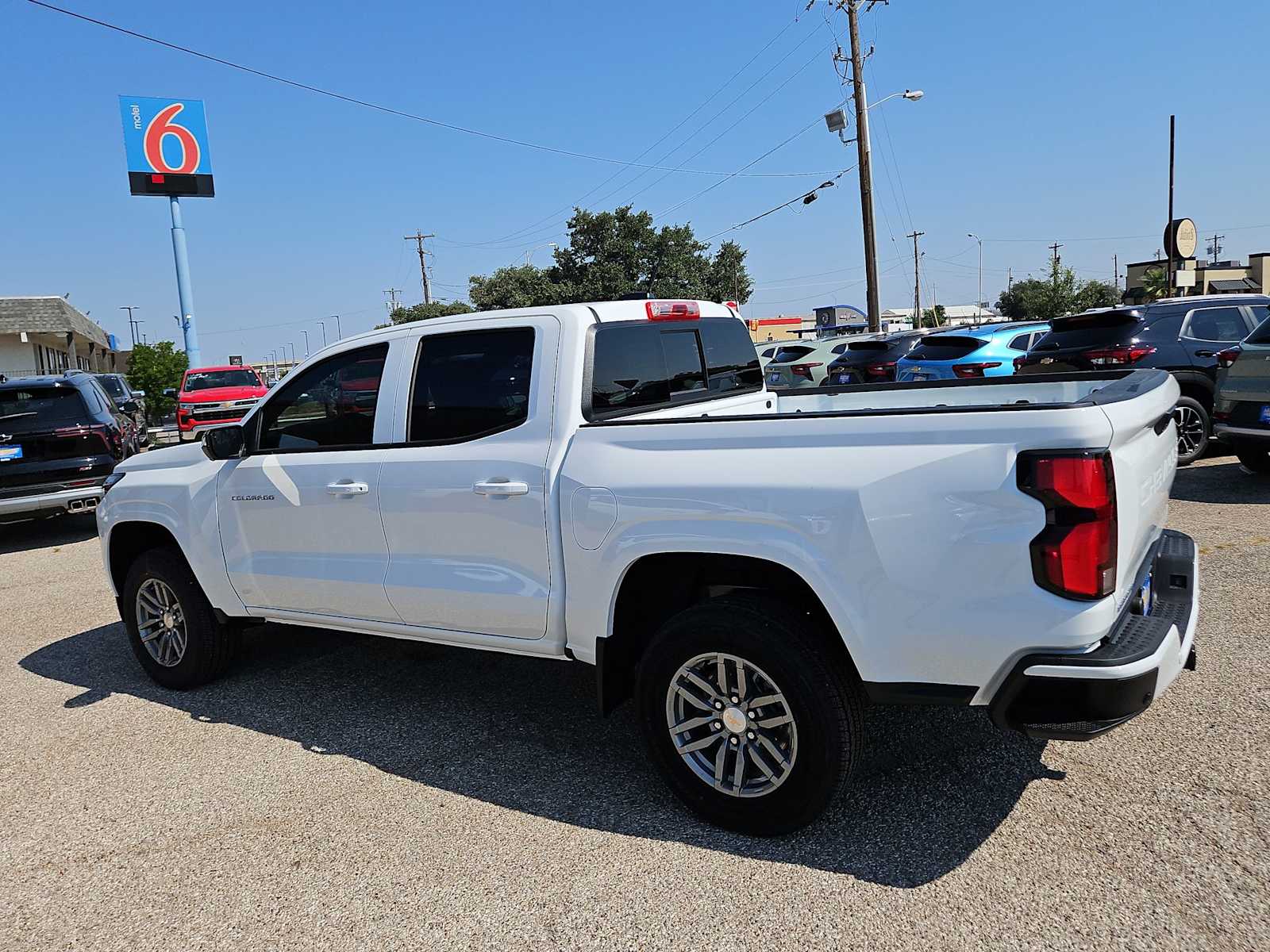 Thumbnail: 2026 Chevrolet Colorado - 3