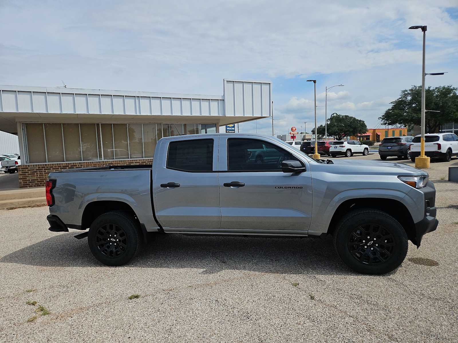 Thumbnail: 2026 Chevrolet Colorado - 9