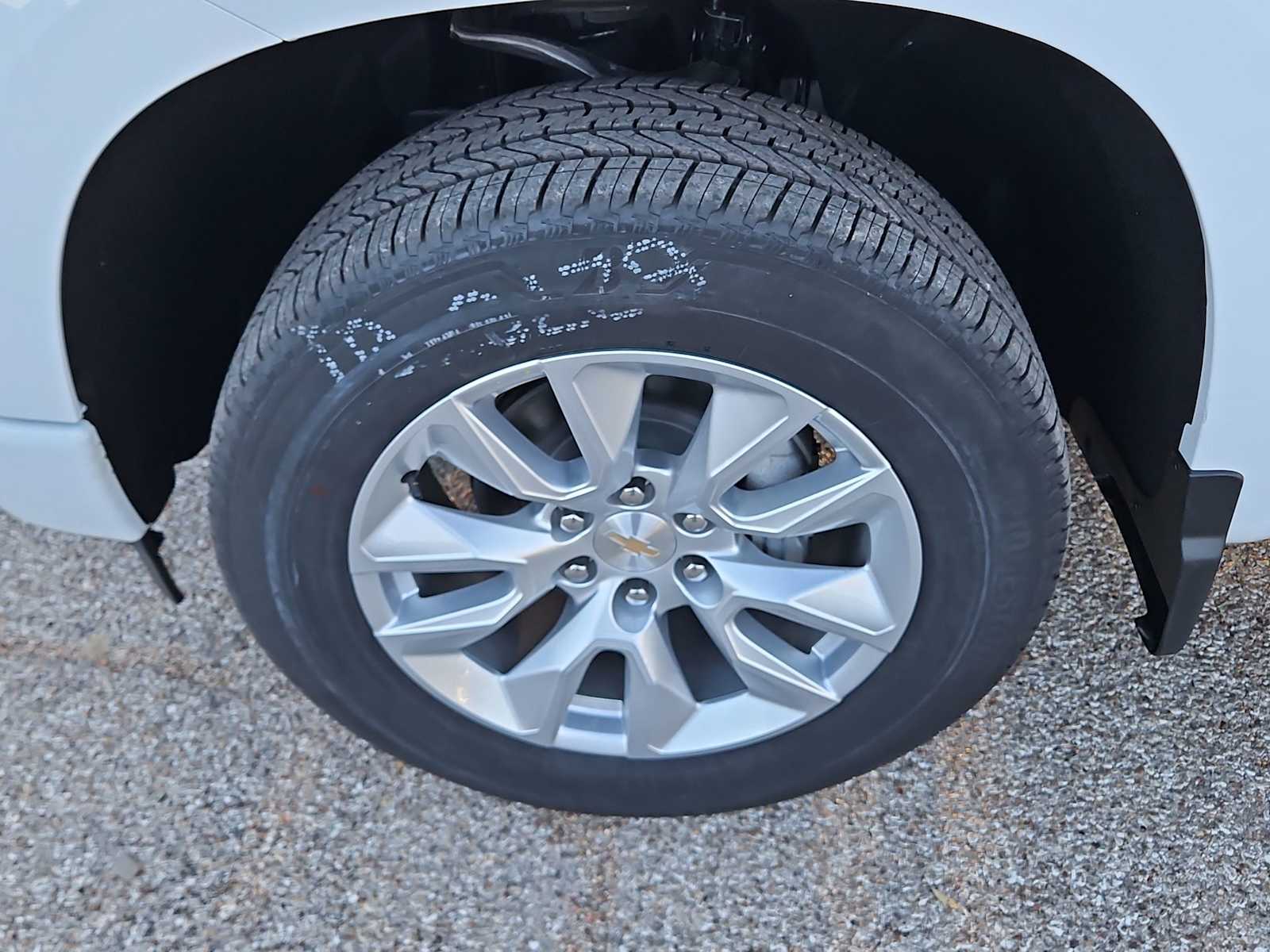 Thumbnail: 2026 Chevrolet Silverado 1500 - 12