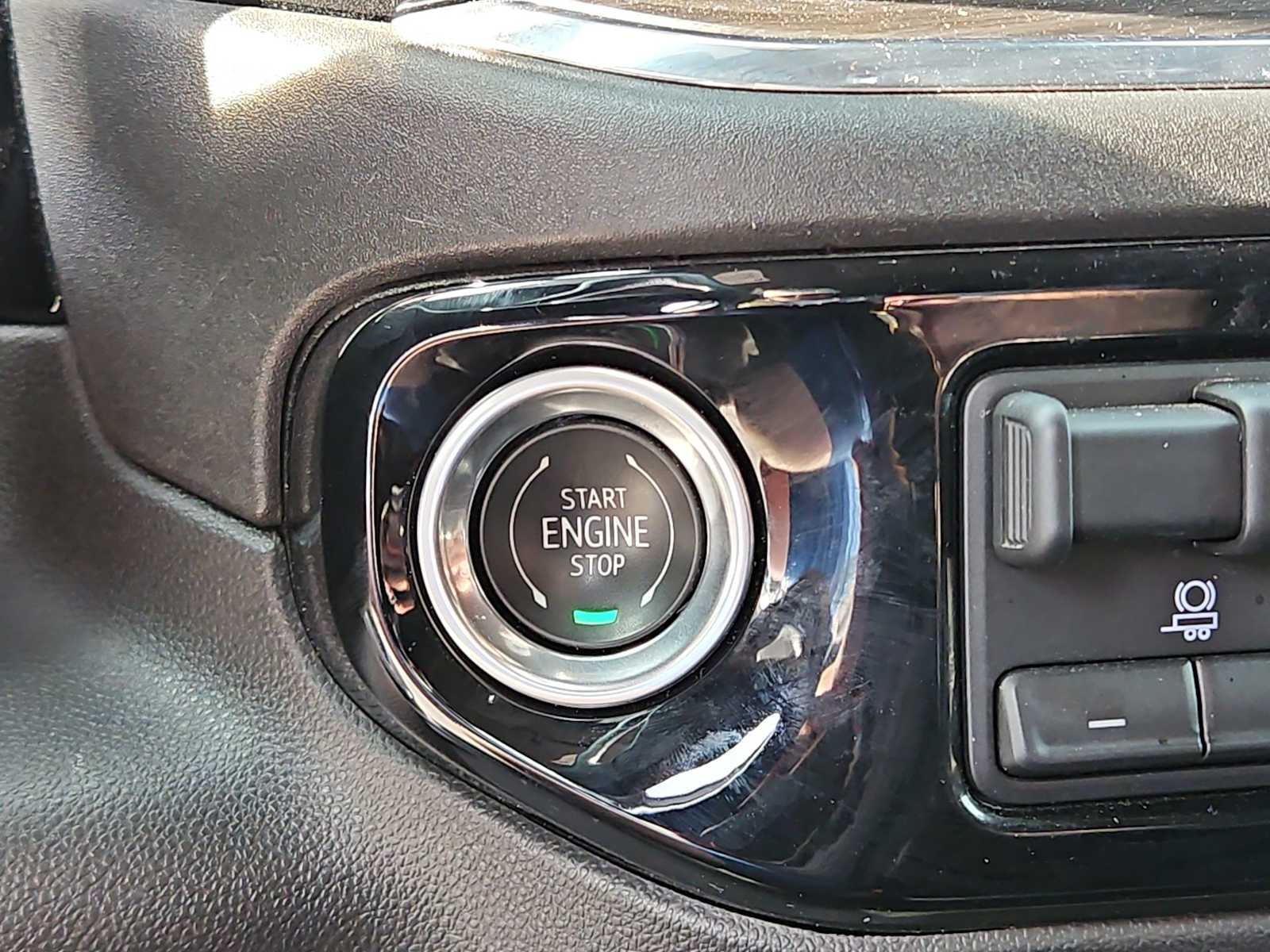 Thumbnail: 2024 Chevrolet Silverado 2500 - 24