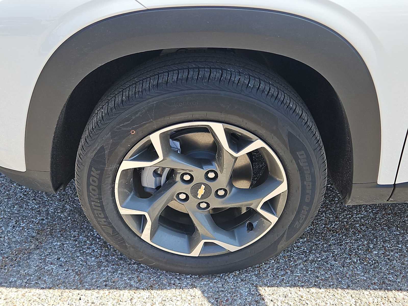 Thumbnail: 2026 Chevrolet Trax - 12