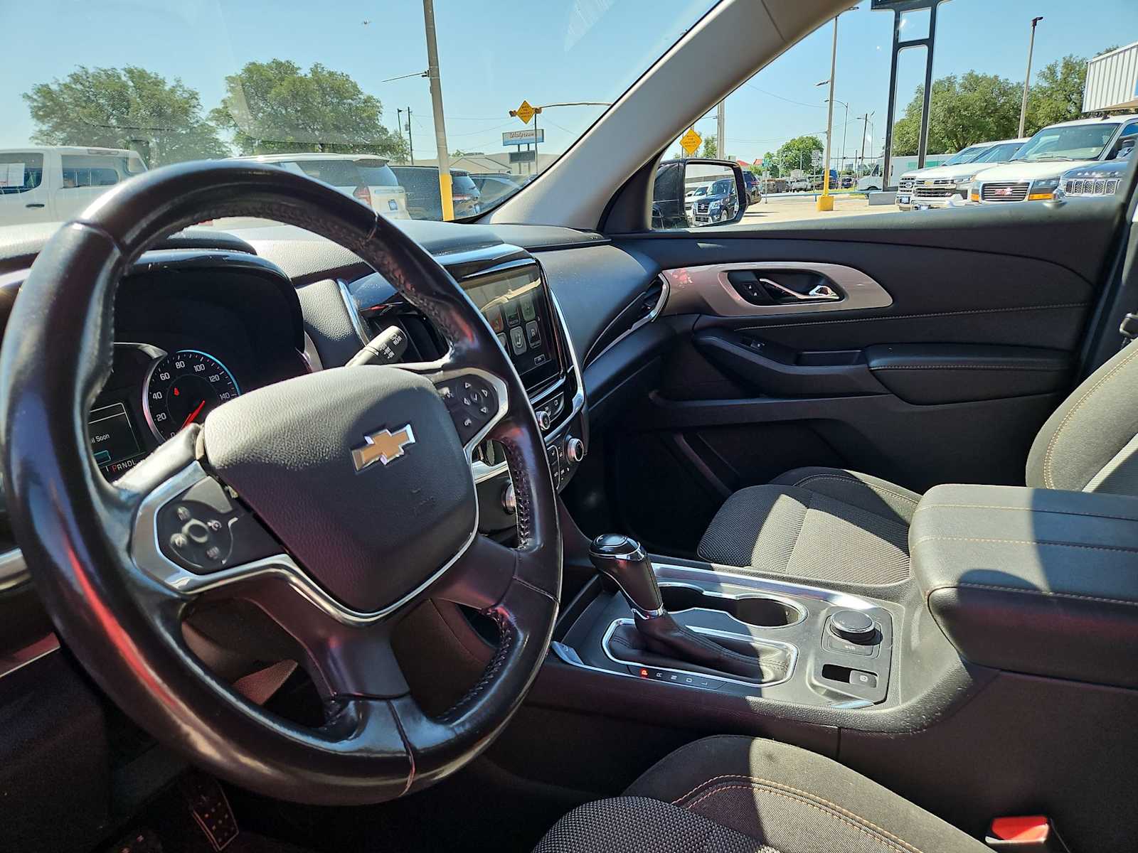 Thumbnail: 2019 Chevrolet Traverse - 9