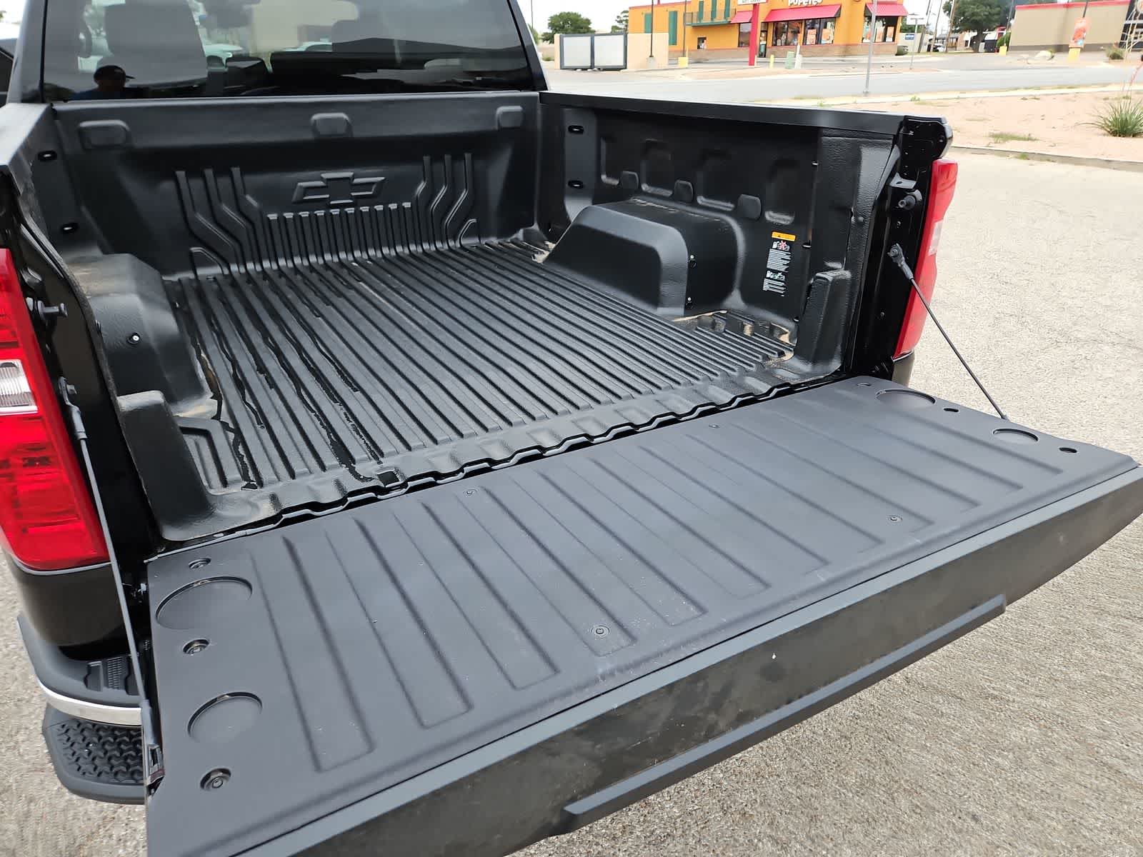 Thumbnail: 2024 Chevrolet Silverado 1500 - 19