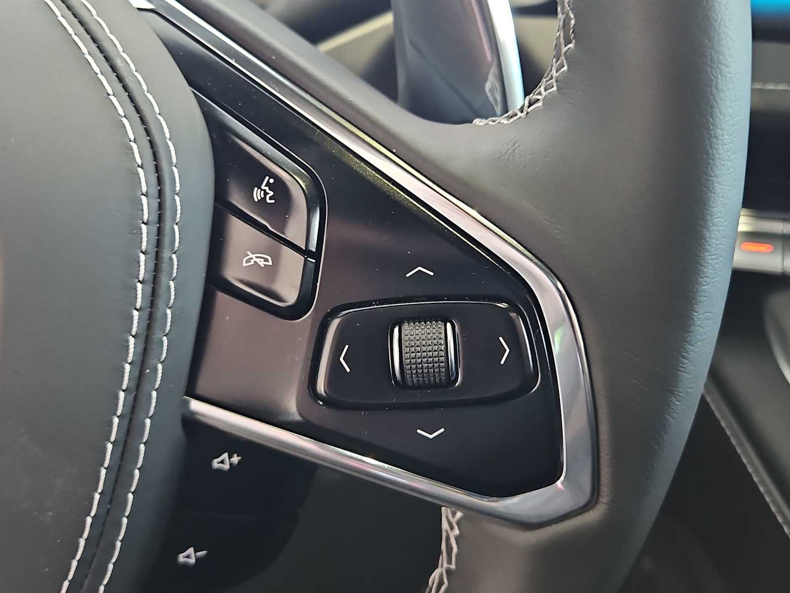 Thumbnail: 2026 Chevrolet Corvette - 3