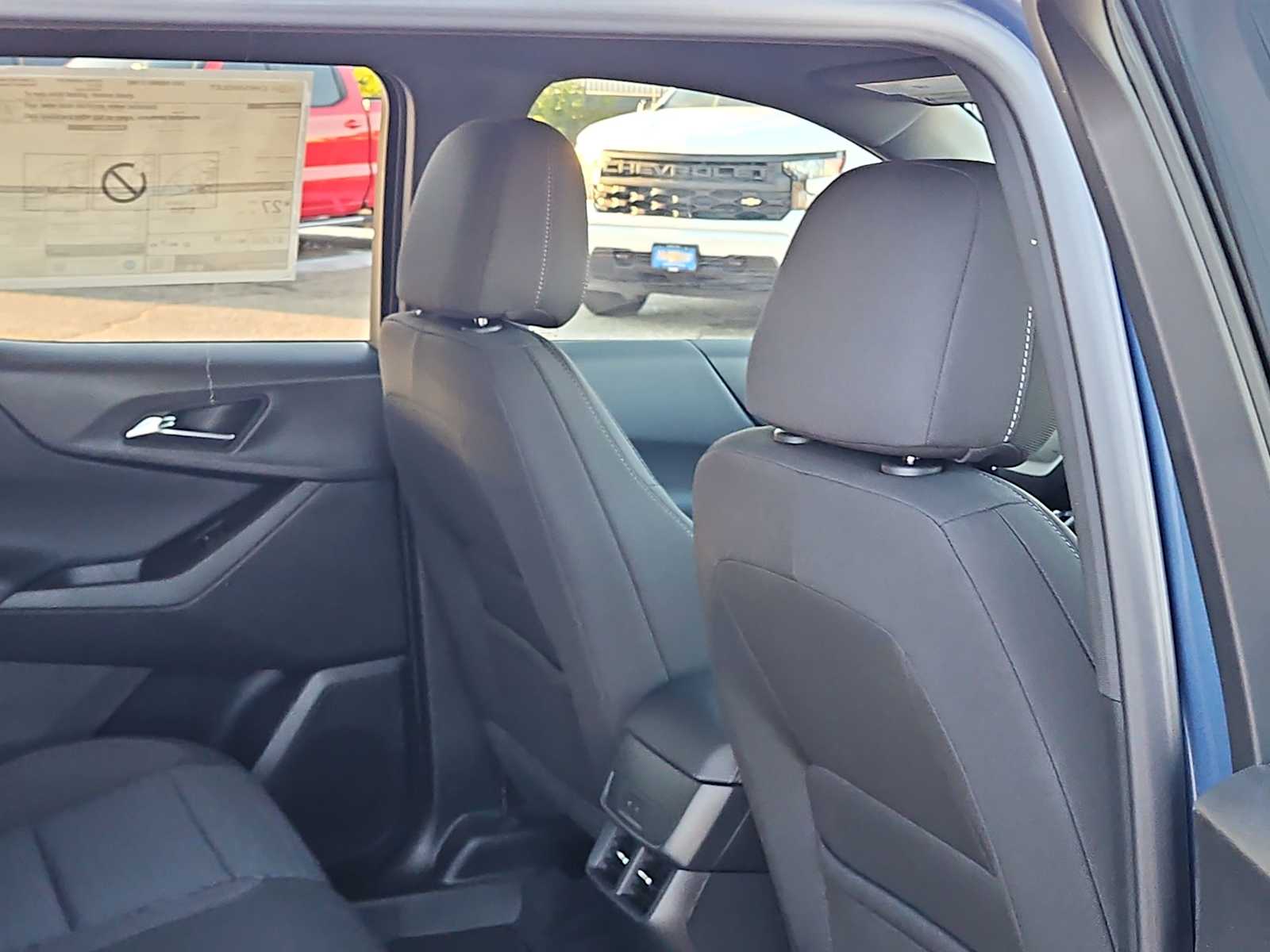 Thumbnail: 2026 Chevrolet Equinox - 17